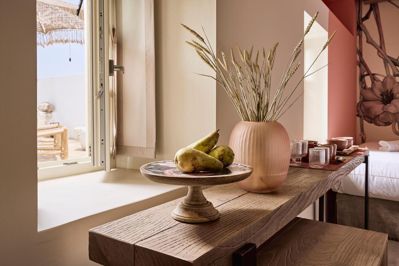Niove Suites Milos Plaka  Exterior photo